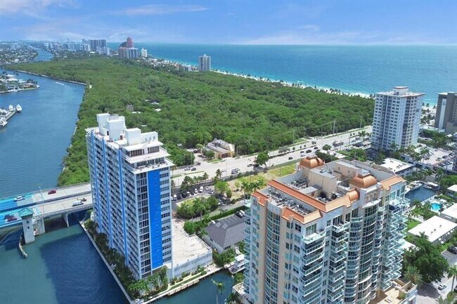 Building Photo - 2800 E Sunrise Blvd