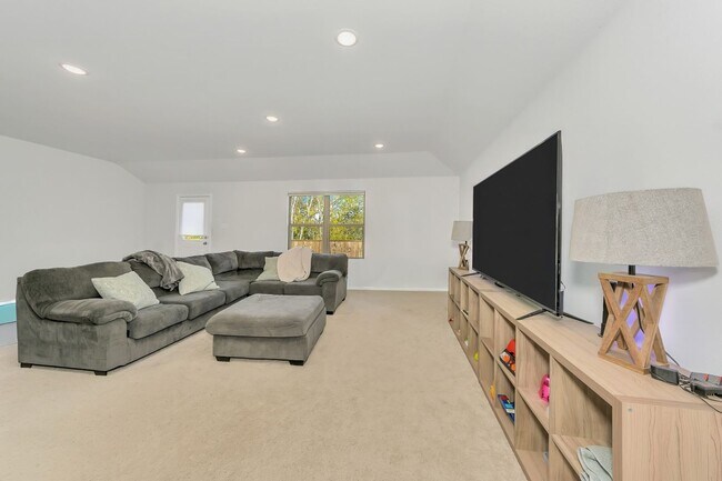 Building Photo - Charming 4BR House in Anna