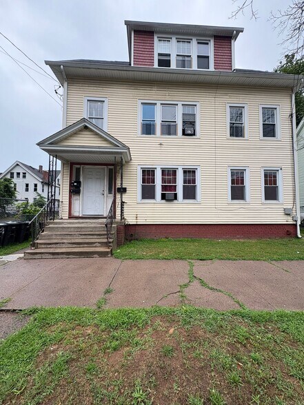 Building Photo - 20 Platt St