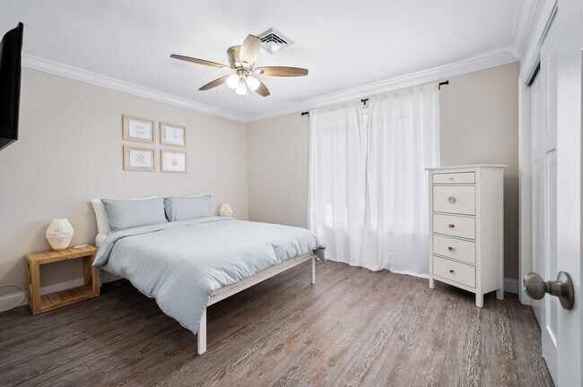 Building Photo - 771 Jane Dr