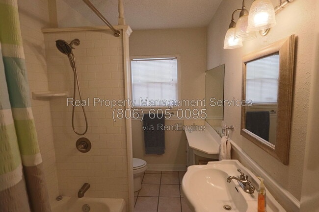 Building Photo - 2827 23rd St