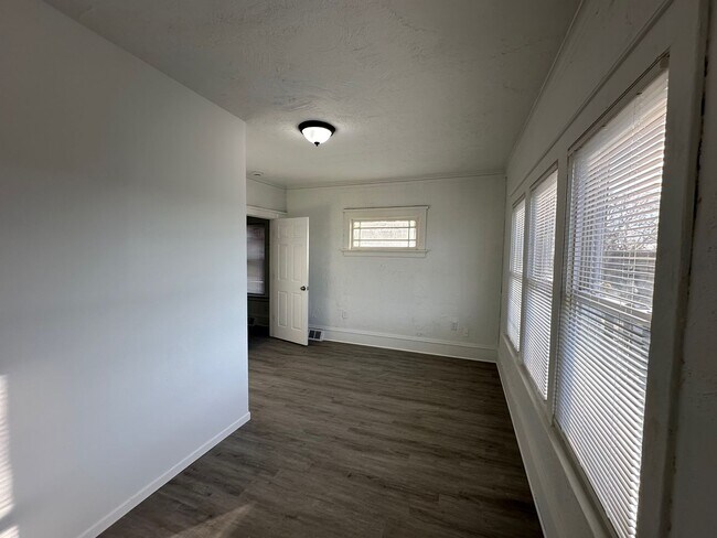 Building Photo - 3282-3284 N 30th St