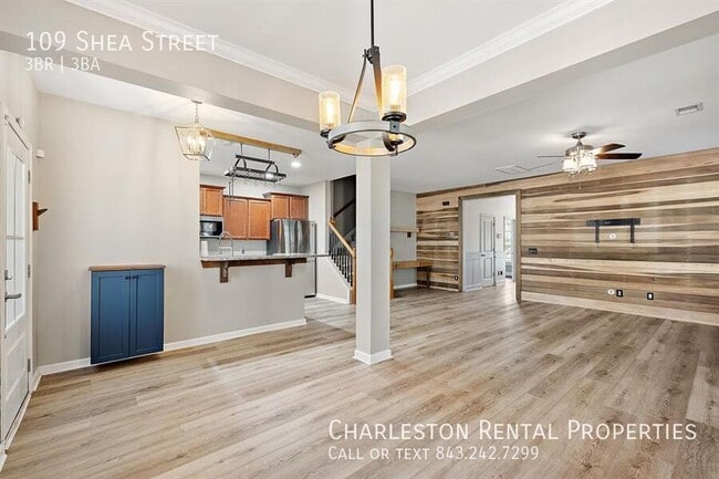 Building Photo - 109 Shea St