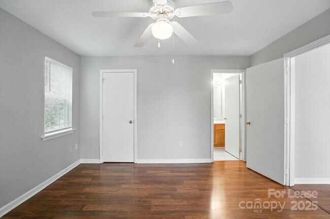 Building Photo - 9849 Campus Walk Ln