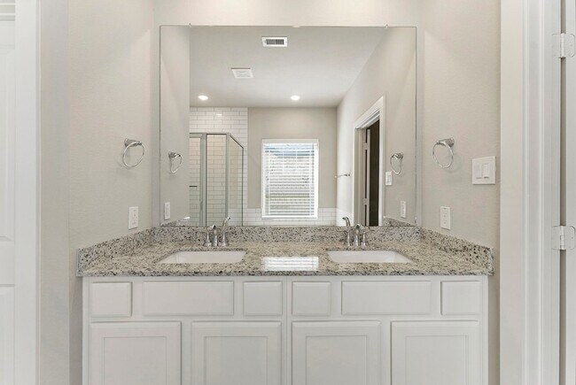 Building Photo - 421 Soapberry Tree Ct