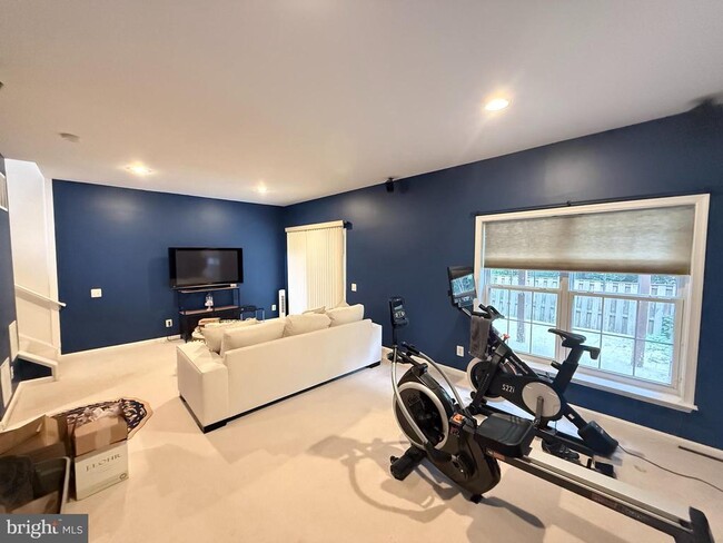 Building Photo - 13133 Rose Petal Cir