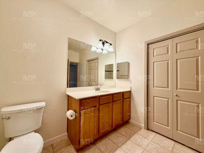 Building Photo - 5620 Fossil Creek Pkwy