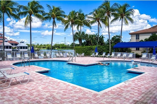 Building Photo - 6688 Via Regina