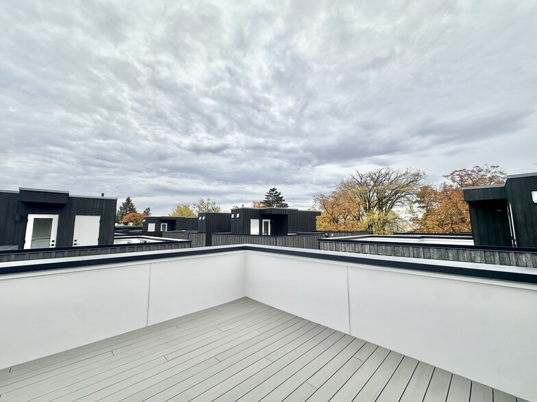 Building Photo - 1725 17th Ave