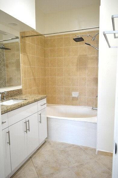 Building Photo - 23701 SW 110th Ave