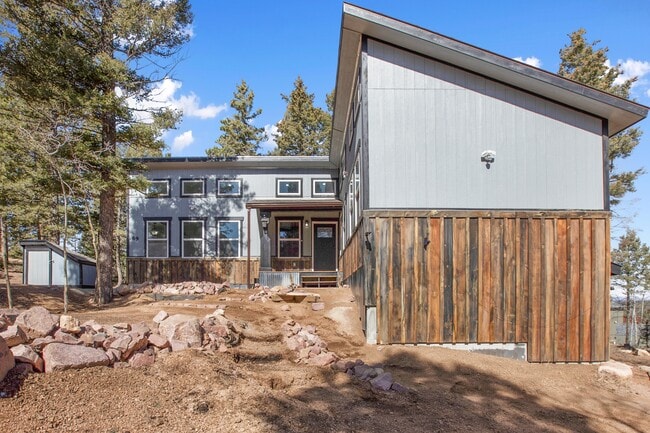 Building Photo - 69 Mt Powderhorn Rd