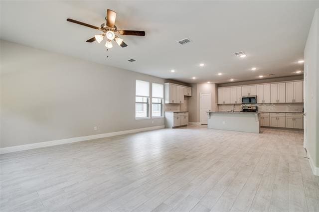 Building Photo - 1421 Derby Dr