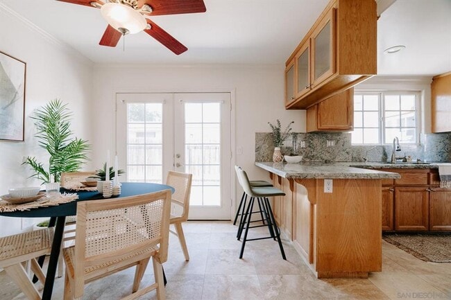 Building Photo - Charming Cottage