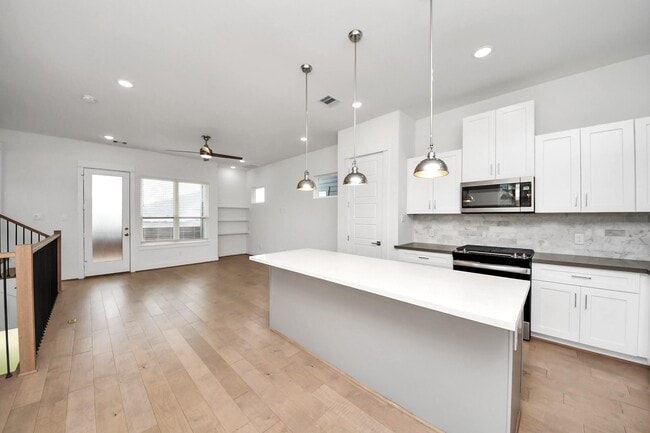 Building Photo - 4623 Cochran St