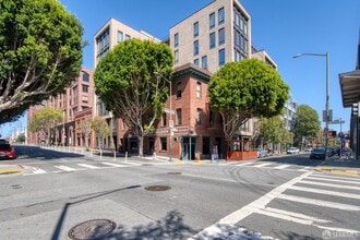 Building Photo - 288 Pacific Ave