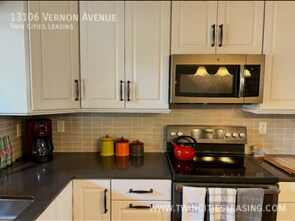 Building Photo - 13106 Vernon Ave