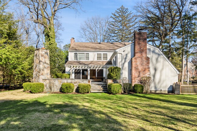 Building Photo - 78 Meadow Rd