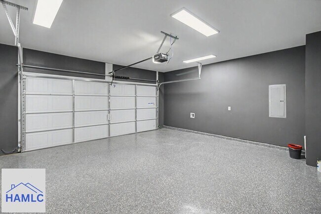 Building Photo - 319 Herty Ln