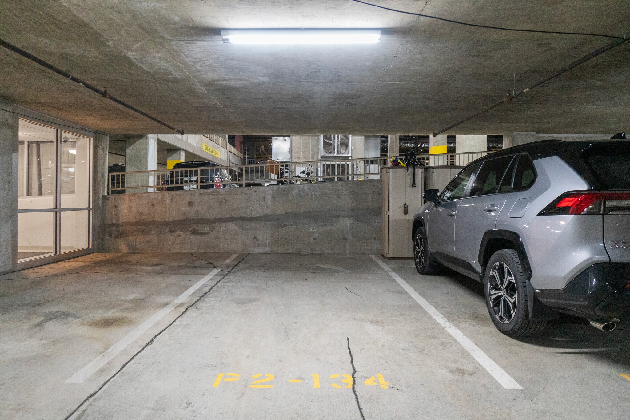 1 Garage Parking Space Included - 1025 1st St SE