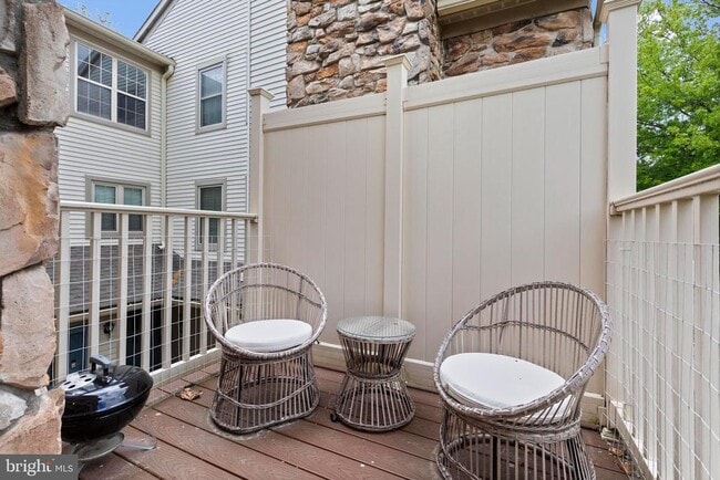 Building Photo - 206 Remington Ct