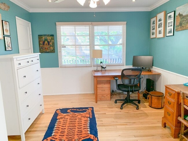 Building Photo - Beautiful 3 bed 1 bath house