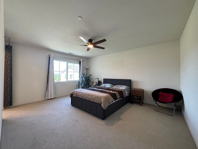 Building Photo - Gorgeous Citro Townhome for Rent