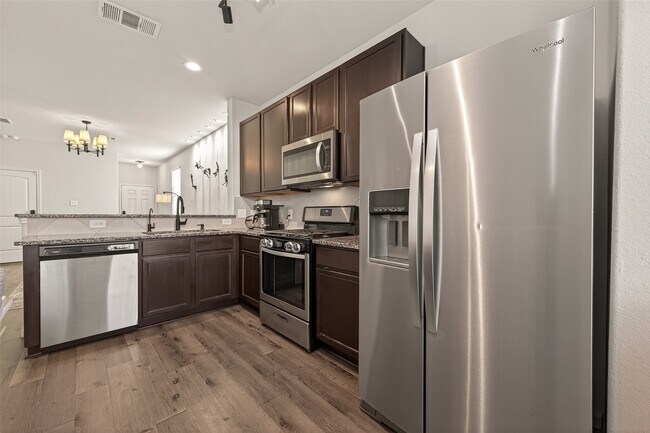 Building Photo - 23639 Buttress Root Dr
