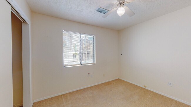 Building Photo - WESTSIDE HOME 3 Bedroom 2 Bath With 2 car garage