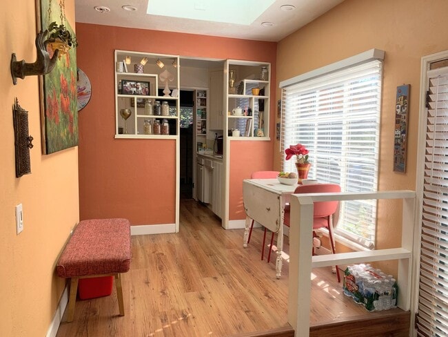 Building Photo - Old Town San Diego Unit