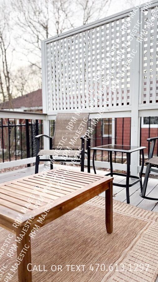 Building Photo - 694 Bellemeade Ave NW