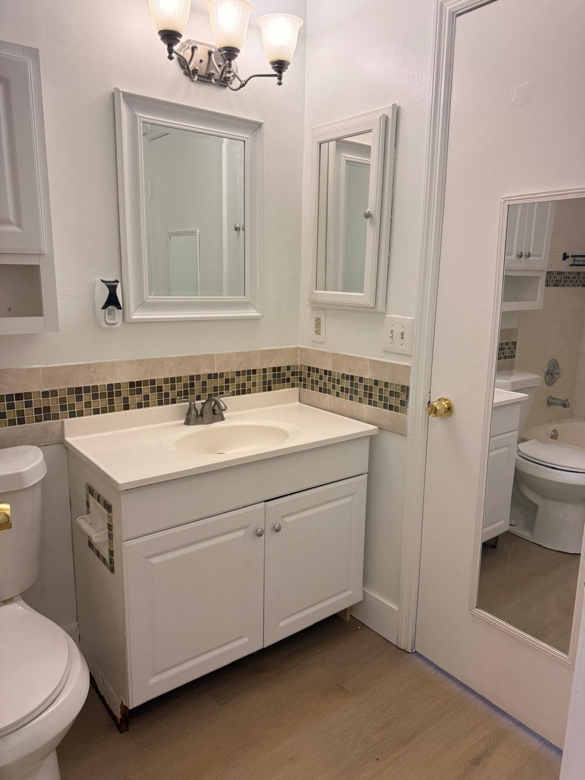 Building Photo - 10420 SW 158th Ct