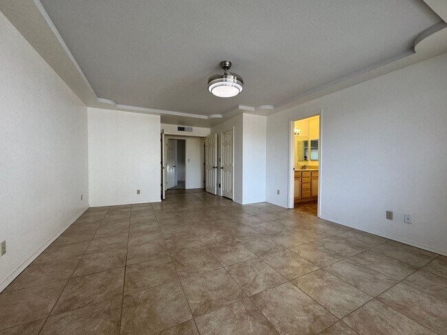 Building Photo - 3BR/2BA/2CG, 1836 sq.ft. rental with POOL in Sierra Vista, AZ