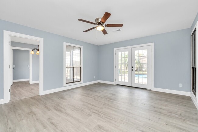 Building Photo - 3514 Summit Ln