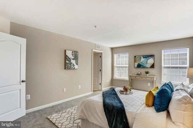 Building Photo - 925 Dorchester Cove Rd