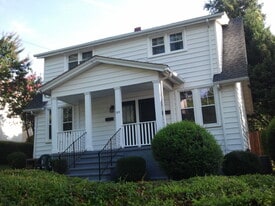 Building Photo - 1315 Poplar St