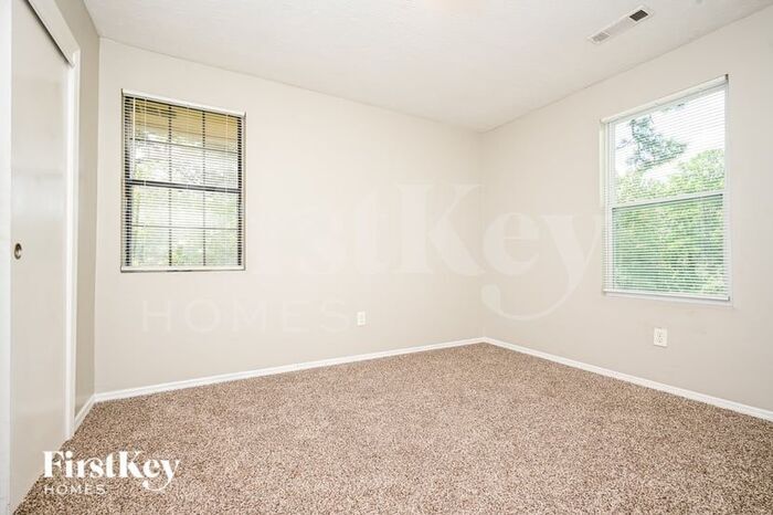 Building Photo - 3031 Orbit Cir