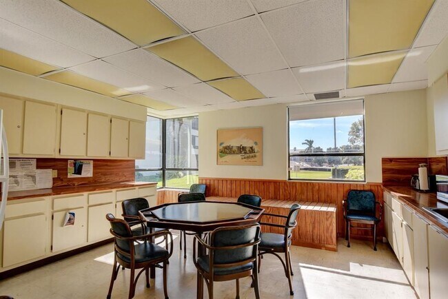 Building Photo - 6320 Boca Del Mar Dr