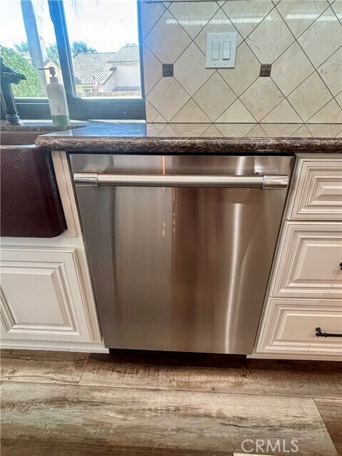 Building Photo - 5 Falcon Crest Ln