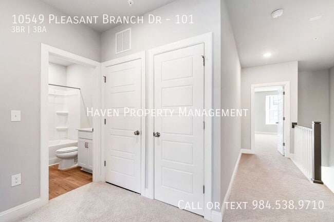 Building Photo - 10549 Pleasant Br Dr