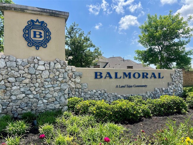 Building Photo - 12347 Breckenwood Mills Dr