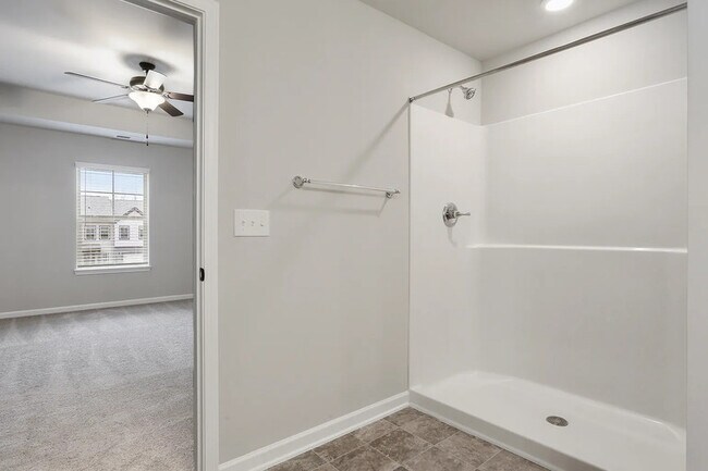 Building Photo - 305 Skipjack Ct