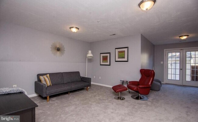 Building Photo - 8800 Community Square Ln