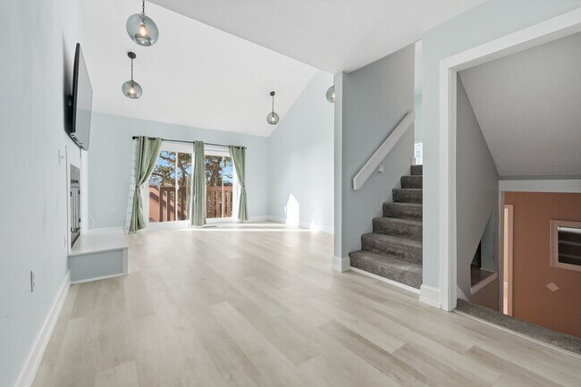 Building Photo - Premier Marina Cove end unit!!   Coastal Lifestyle at its BEST!!