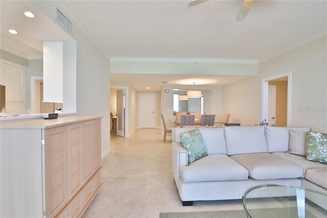 Building Photo - 1800 Benjamin Franklin Dr