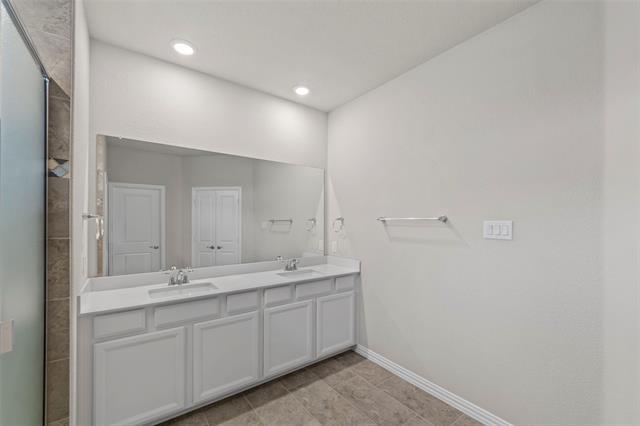 Building Photo - 1323 Bailey Ln