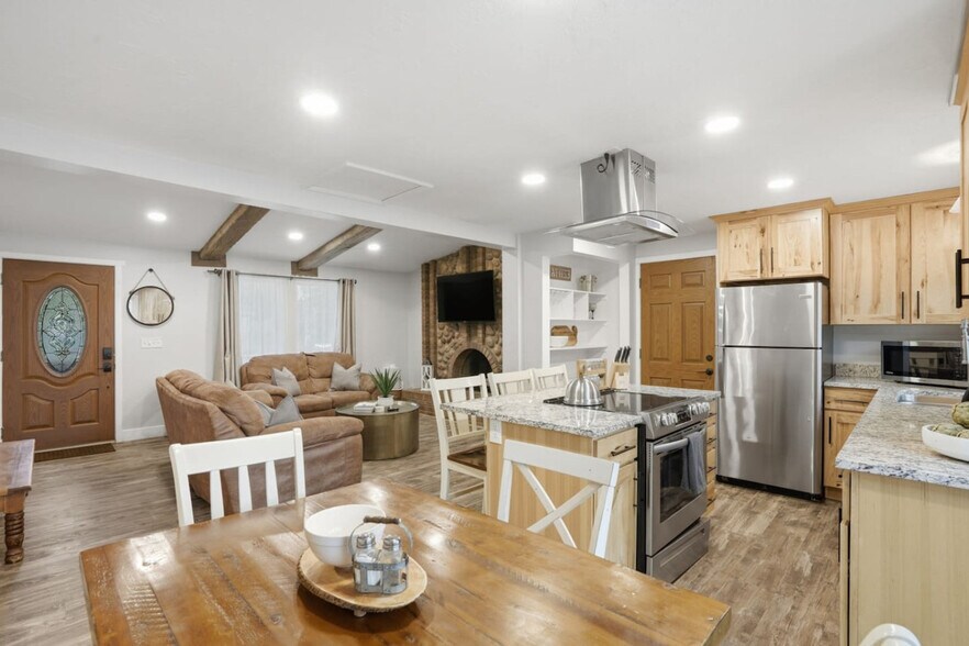 Building Photo - 3592 Bengal Blvd