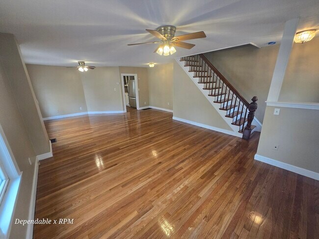 Building Photo - 232 Nahatan St