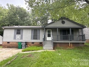 Building Photo - 7905 Haverstraw Ct