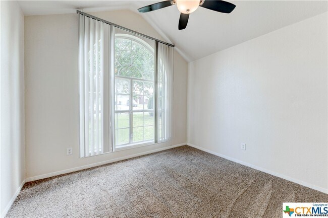 Building Photo - 4703 Mildred Ave