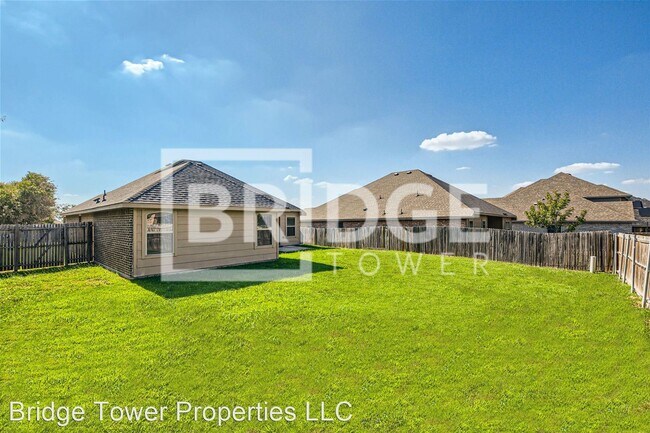 Building Photo - 4 br, 2 bath House - 2704 Park Street